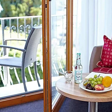 Otel Mohren 3*